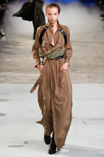 Look 6
